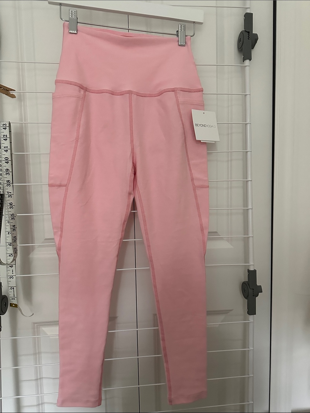 Beyond Yoga Soft Pink High-Rise Pocket Leggings